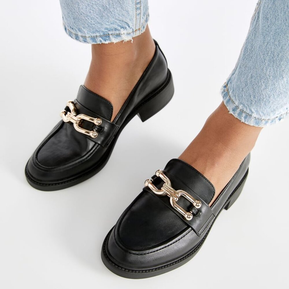 ShoeDazzle Black Buckle Loafer, Size 8